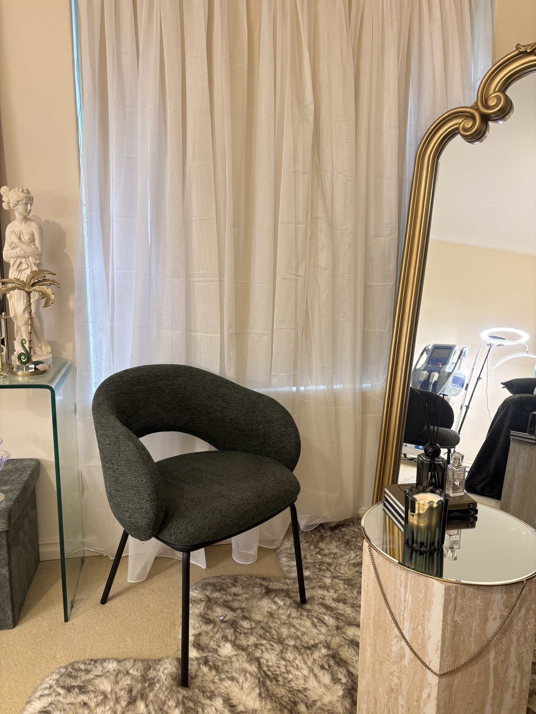 Inside the Skin Glow By Maryam studio in Mount Hawthorn